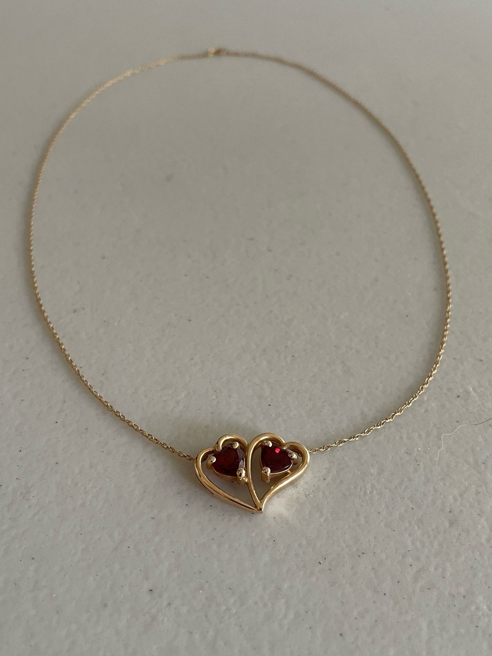 Vintage Allard & Company Solid 14K Gold Double Heart Garnet Necklace